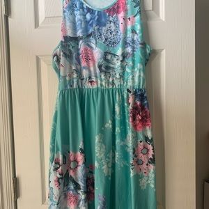 ✨👗EUC Ours dress with pockets Size XL